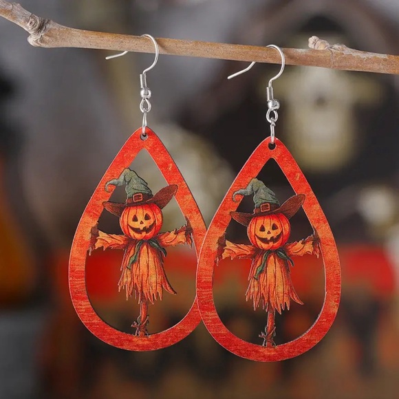 🍂🍃NIB Fall Earrings🍃🍂 - Picture 2 of 6